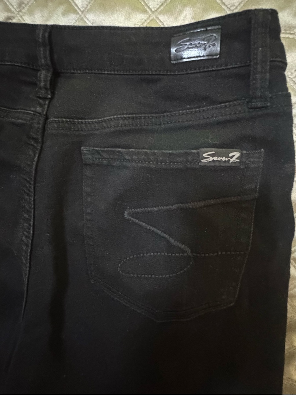 Seven7 Women's Black Sunset Bermuda short